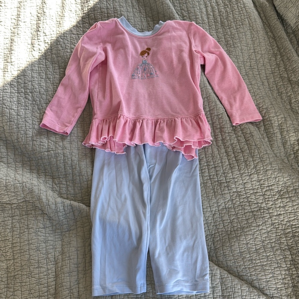 4t set squiggles no stains or rips